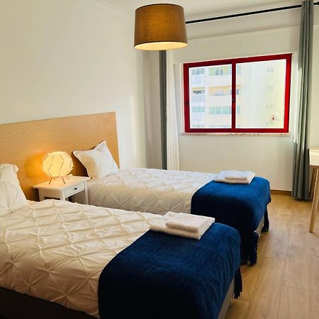 Beautiful Apartment - Family And Group Of Friends ポーヴォア・デ・サンタ・イリア エクステリア 写真