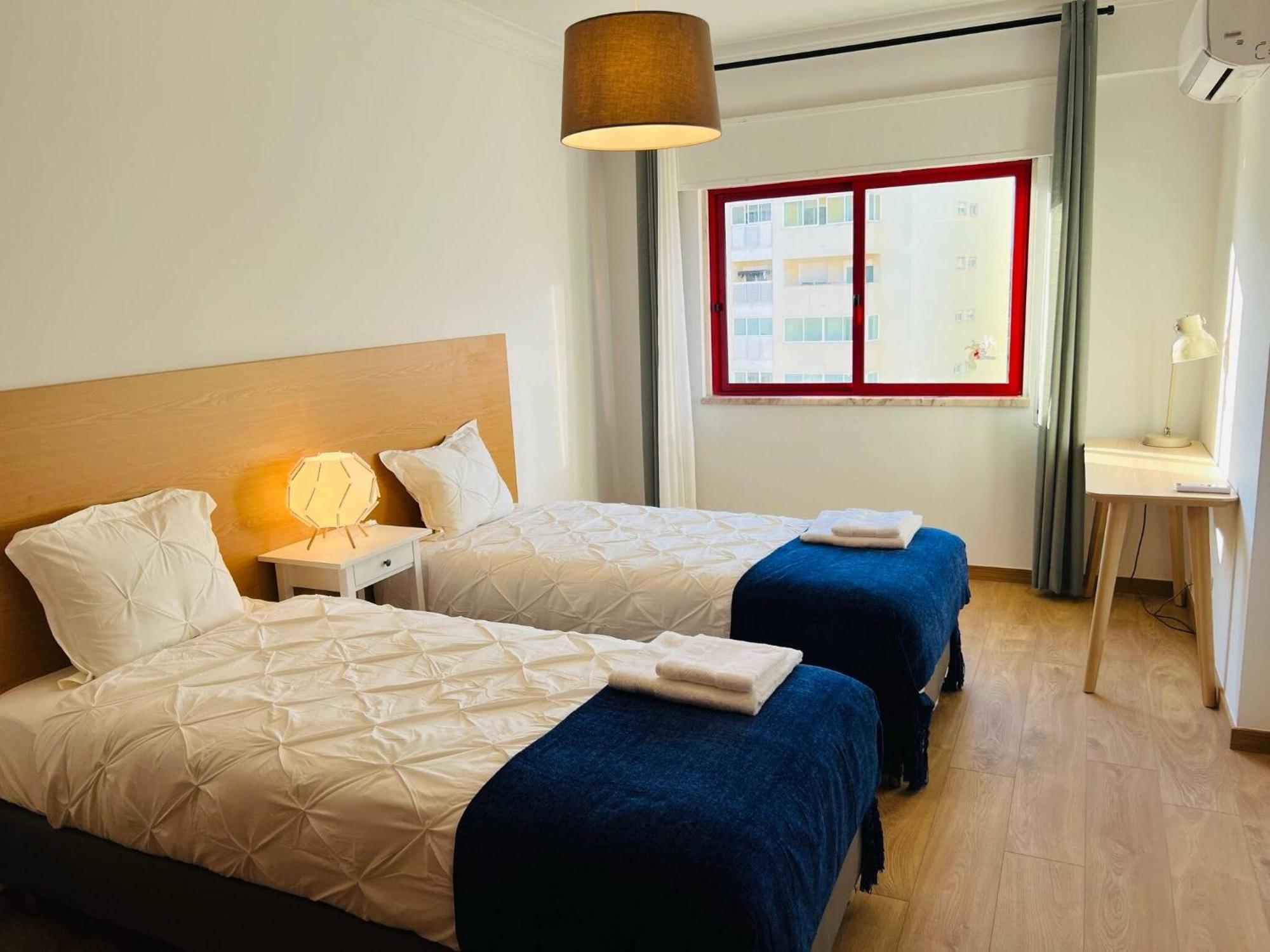 Beautiful Apartment - Family And Group Of Friends ポーヴォア・デ・サンタ・イリア エクステリア 写真